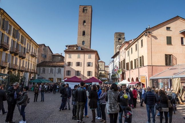 © Istockphoto  | I paesaggi incantevoli delle colline delle Langhe