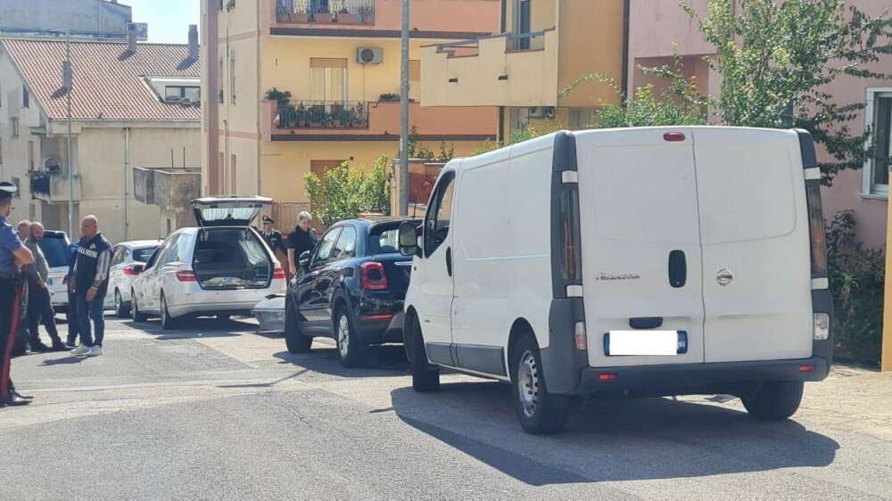 © Ansa  | Roberto Gleboni con la moglie Giuseppina Massetti e i figli Martina e Francesco, tutti uccisi nella strage, in una foto tratta dal profilo Instagram di Giuseppina Massetti