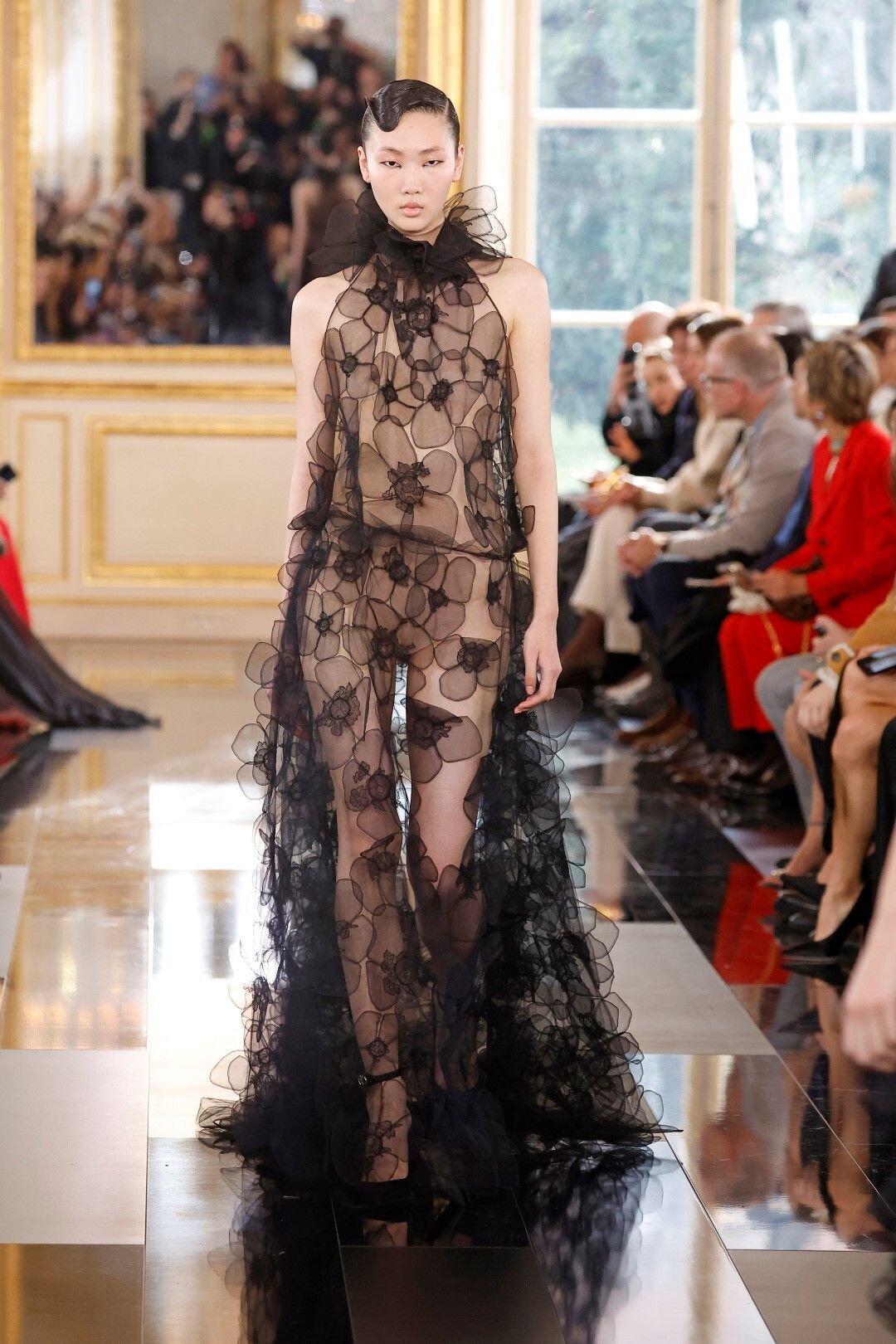 © IPA  | Valentino, "Le Noir": collezione donna autunno inverno 2024-2025