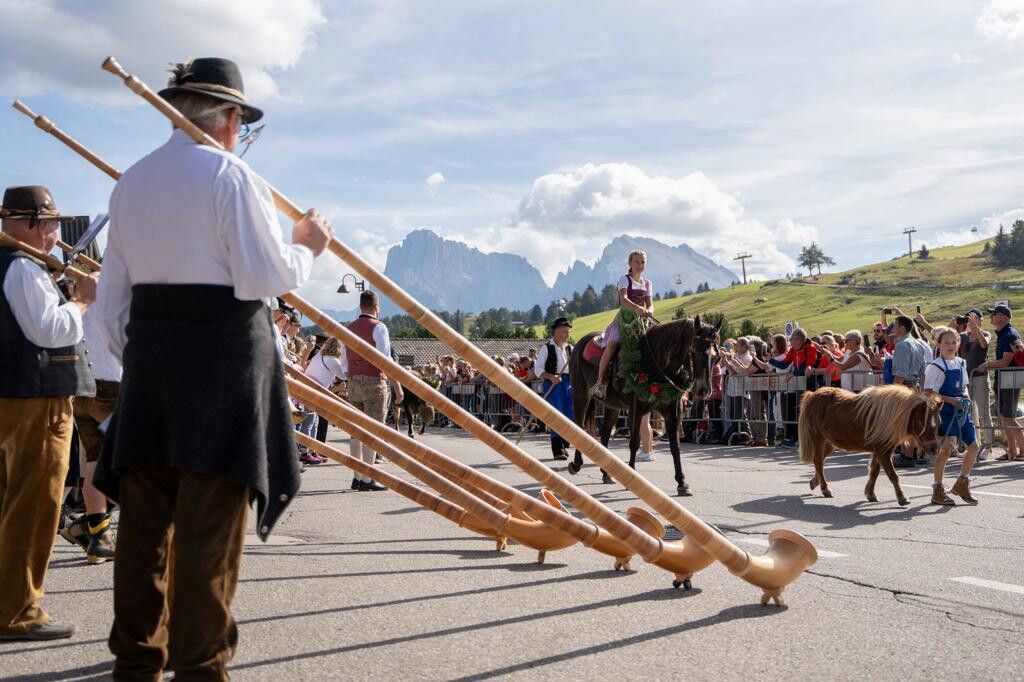 © Ufficio stampa  | Fabian Dalpiaz, Transumanza, Alpe DI Siusi