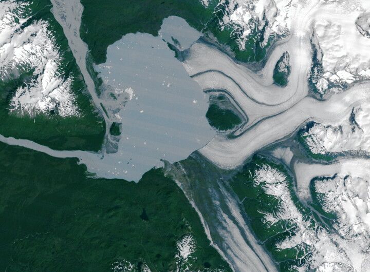 © NASA Earth Observatory