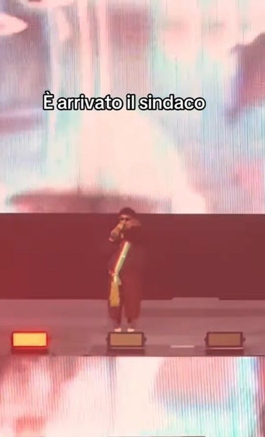 © Da video