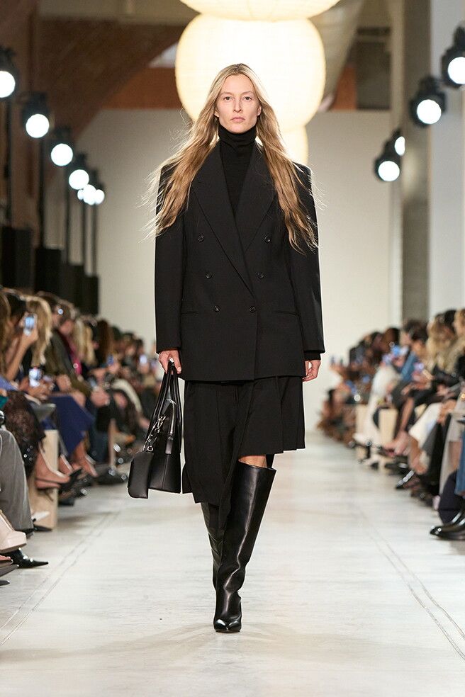 © Ufficio stampa  | Michael Kors, collezione autunno inverno 2025 (courtesy of Michael Kors)