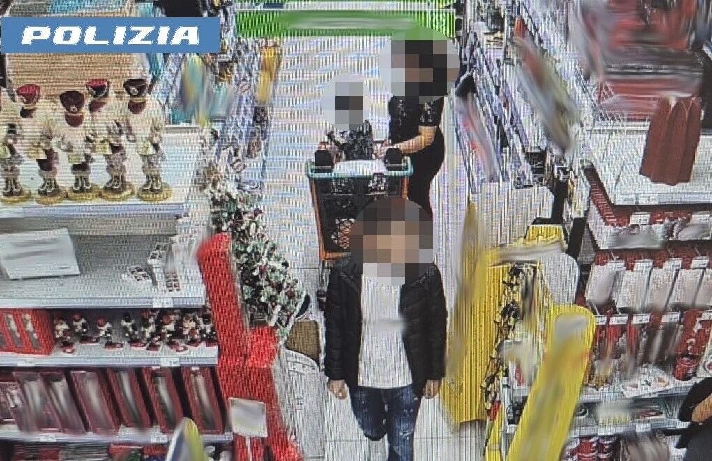 © Polizia 