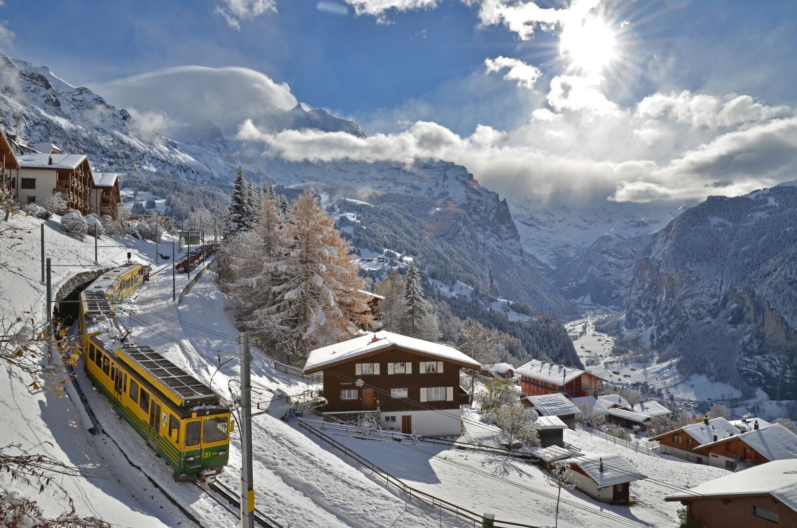 © Ente del Turismo  | Wengen, panorama con la ferrovia montana