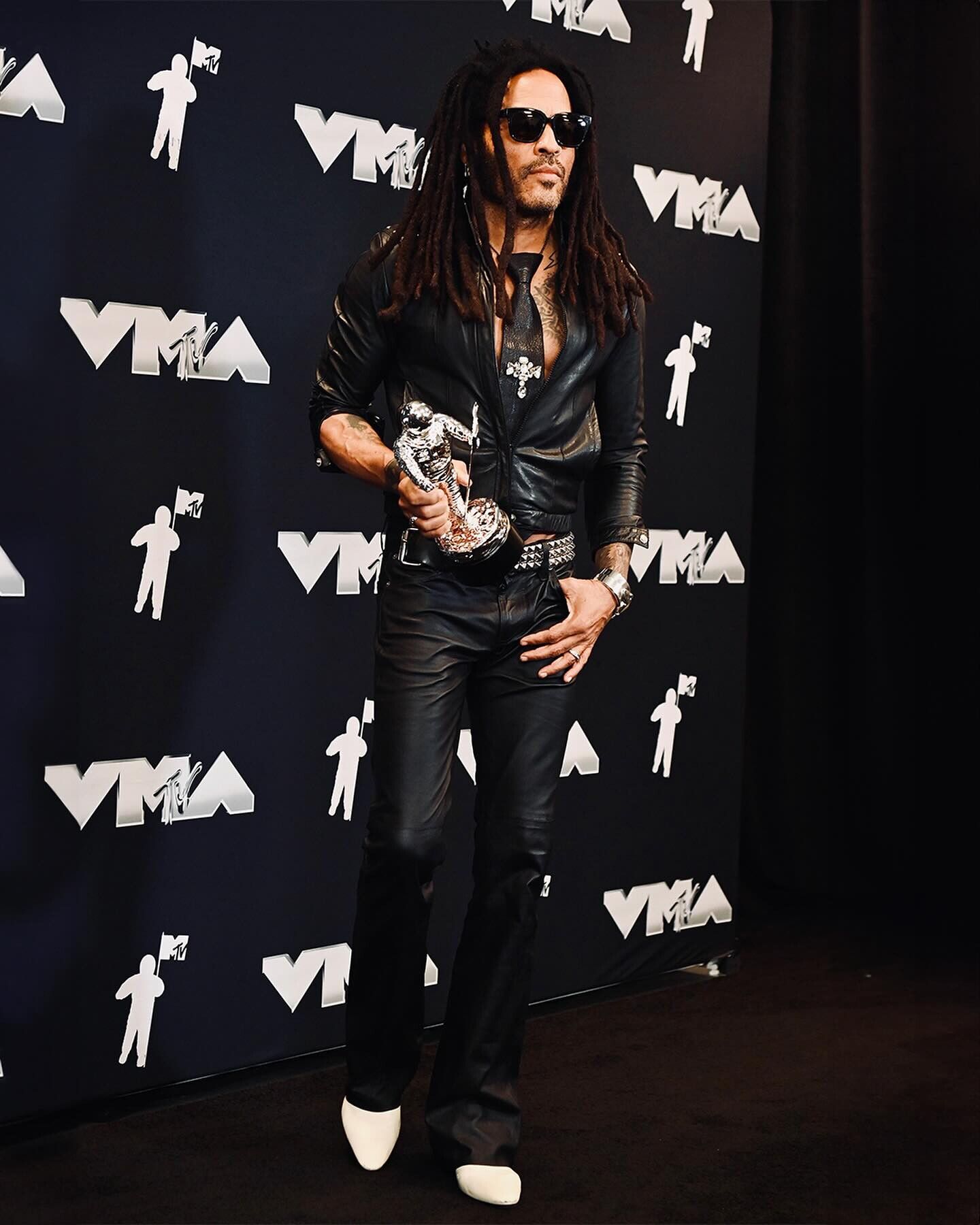 © Instagram | Lenny Kravitz, i look in pelle più iconici