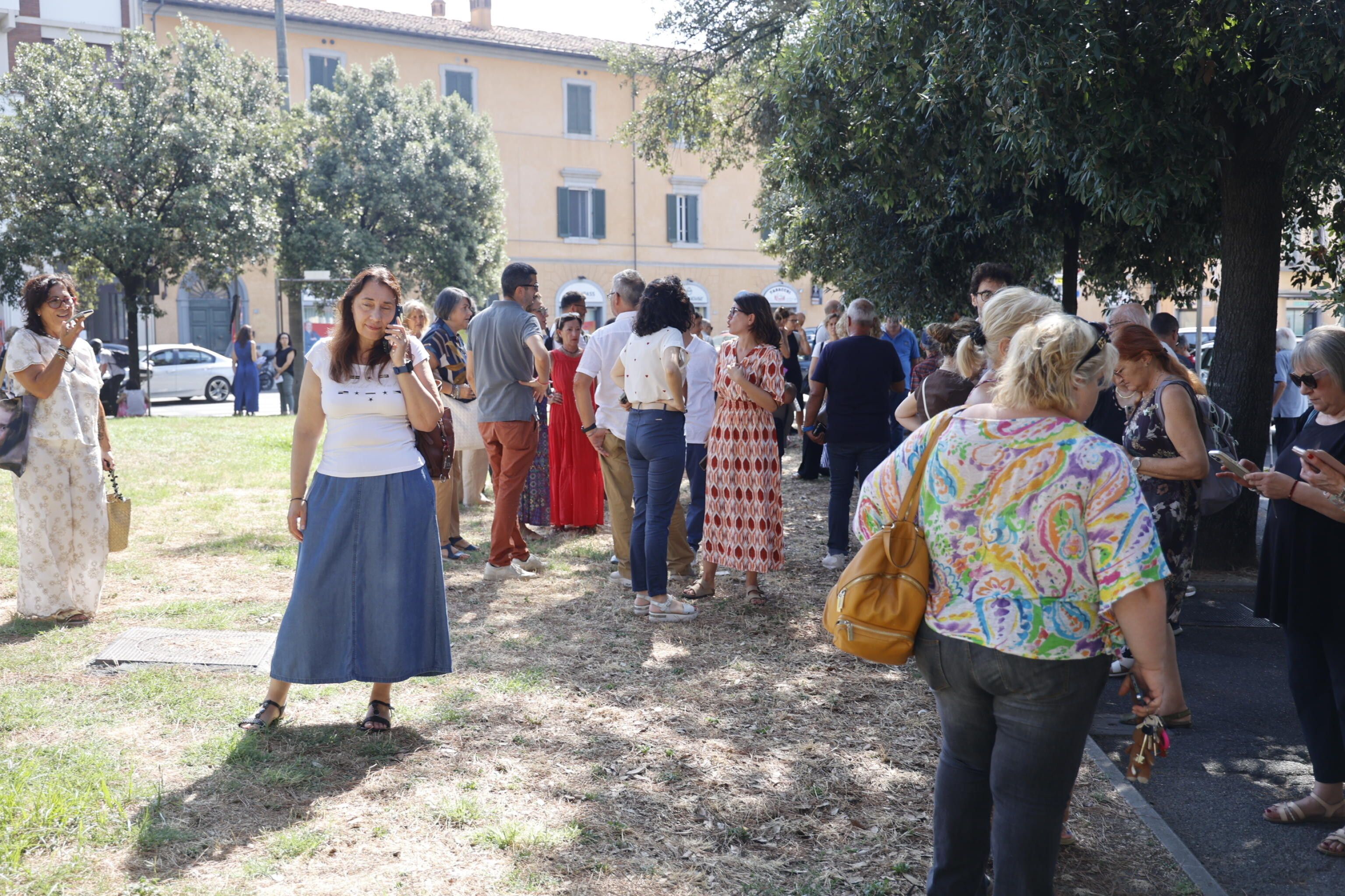 © Ansa |  Gente in strada a Pisa dopo il terremoto