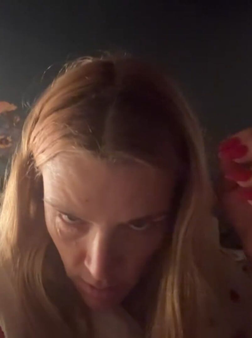 © Instagram | Busy Philipps dopo l'operazione al cervello