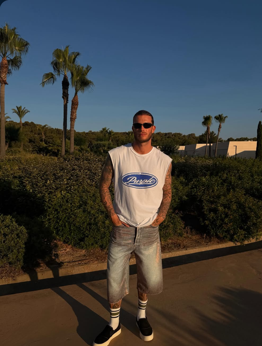 © Instagram @loriskarius