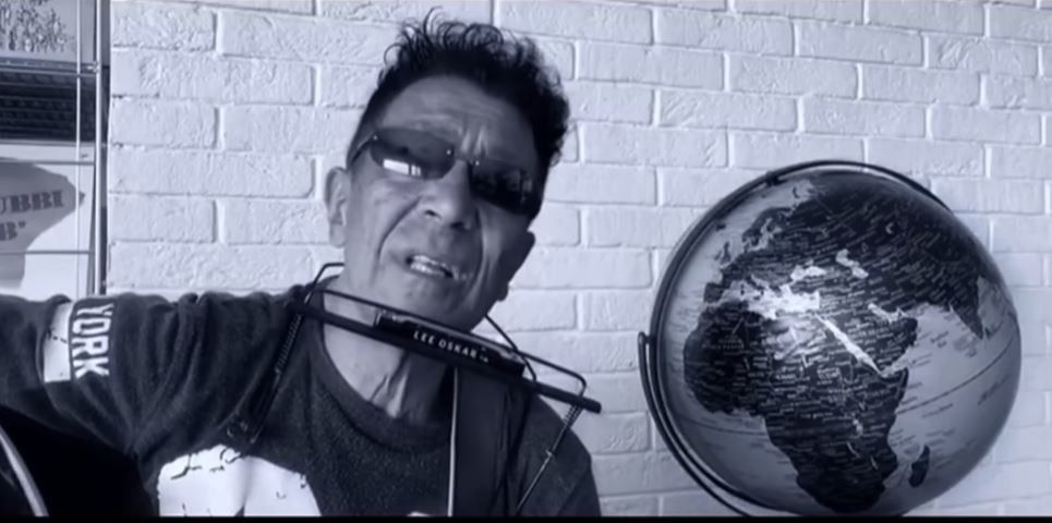 © Da video