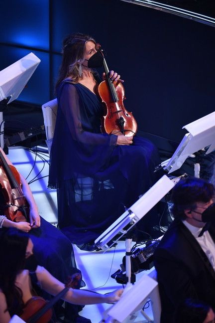 © Ufficio stampa  | Sanremo 2021 | “Sinfonia in blu”: gli abiti creati da Atelier Emé per le musiciste