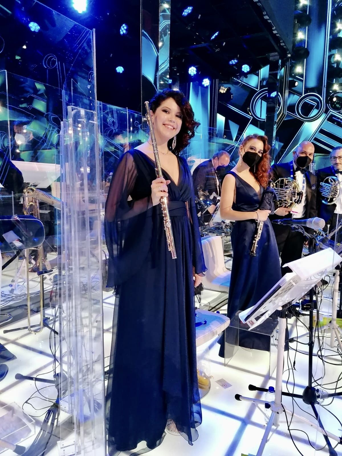© Ufficio stampa  | Sanremo 2021 | “Sinfonia in blu”: gli abiti creati da Atelier Emé per le musiciste
