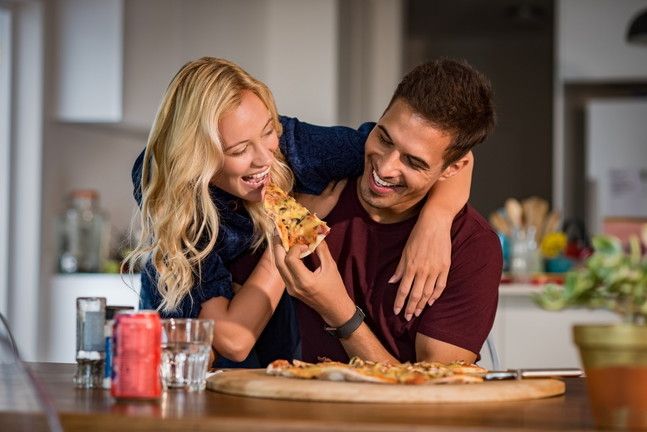 © Istockphoto  |  La pizza è uno dei cibi più amati dagli italiani, per i quali costituisce un vero comfort food