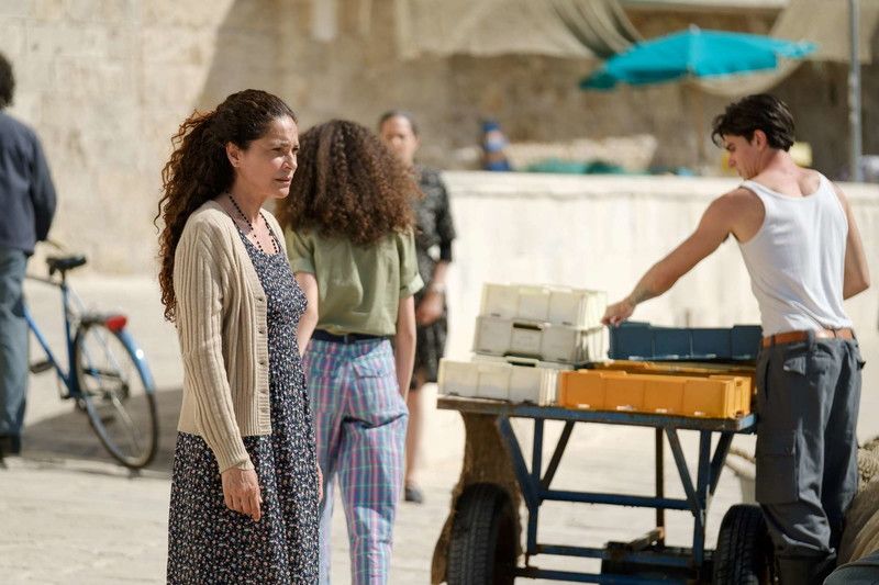Le immagini della nuova serie "Storia di una famiglia perbene" - Tgcom24