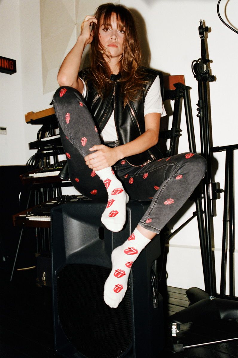 © Ufficio stampa  | Calzedonia, la capsule "Rockband" | La special edition di collant, leggings e calzini rende omaggio a Queen, Rolling Stones e Guns ‘N Roses