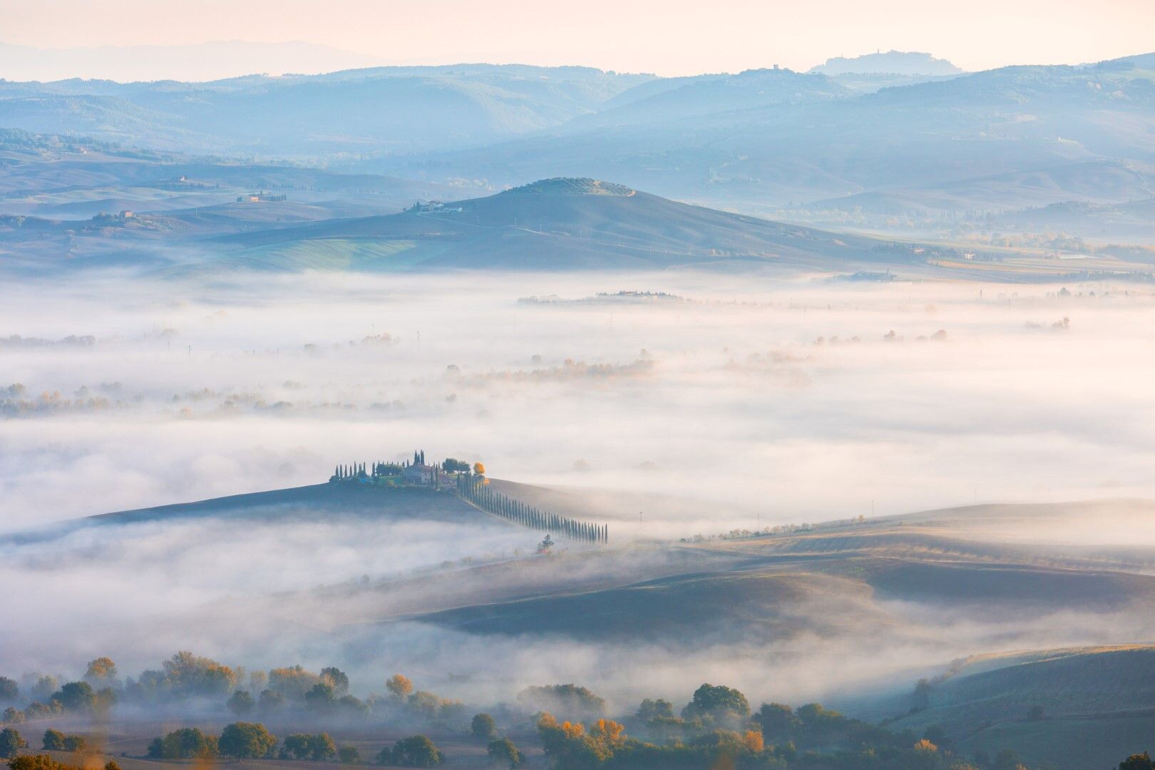 © Istockphoto  |  Castiglione d'Orcia, Siena 