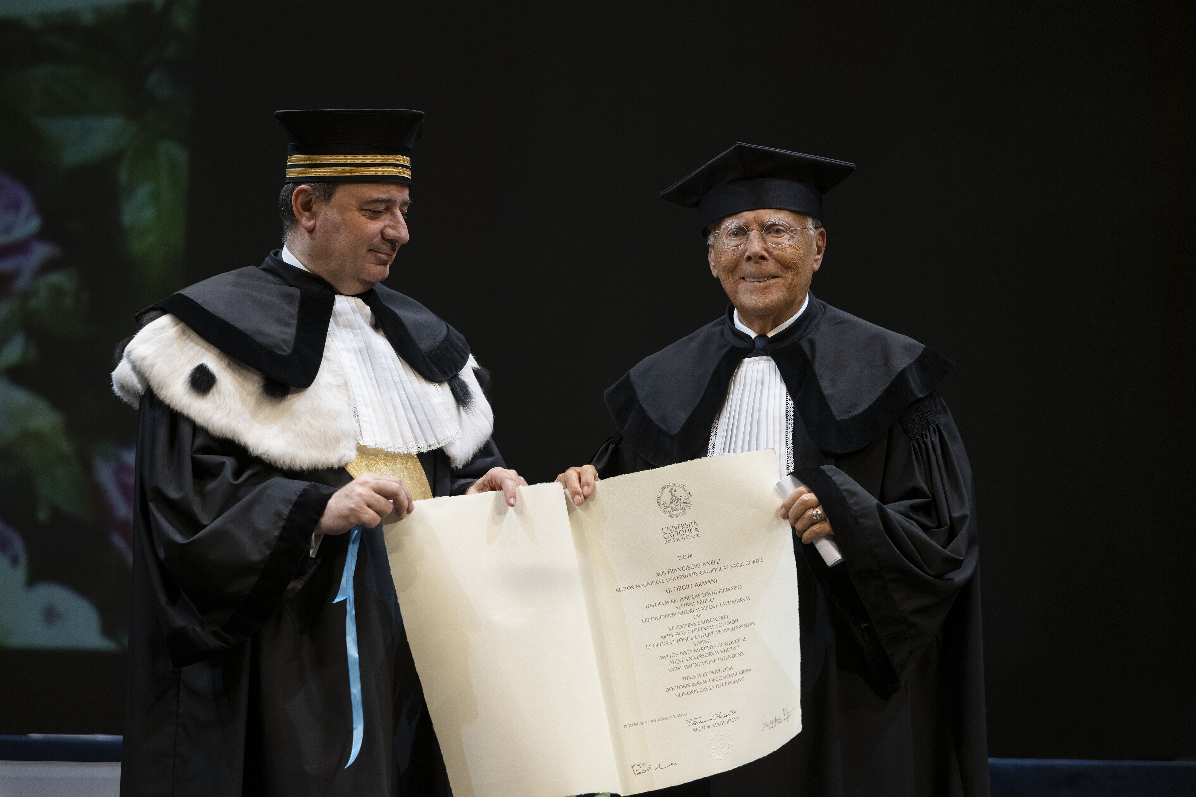 © Ufficio stampa  | A Giorgio Armani la laurea honoris causa in Global Business Management all'Università Cattolica di Piacenza (Credit: SGP)