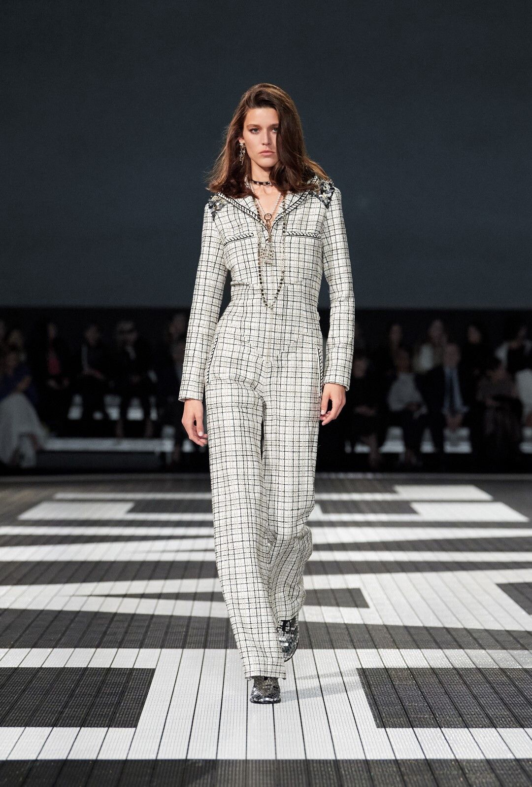 © Ufficio stampa  | Chanel Cruise 2023-2024: i look della sfilata a Los Angeles