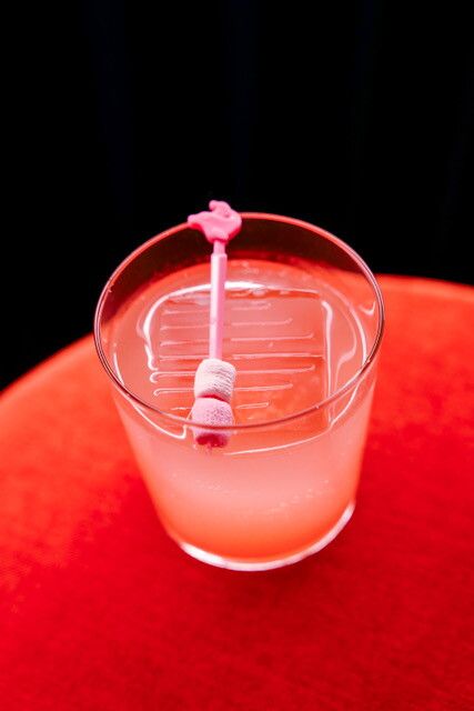 © ufficio stampa   | Negroni Sbagliato e burger_Happy Hour Flores Week 