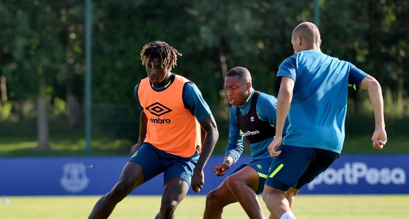 © Evertonfc.com 