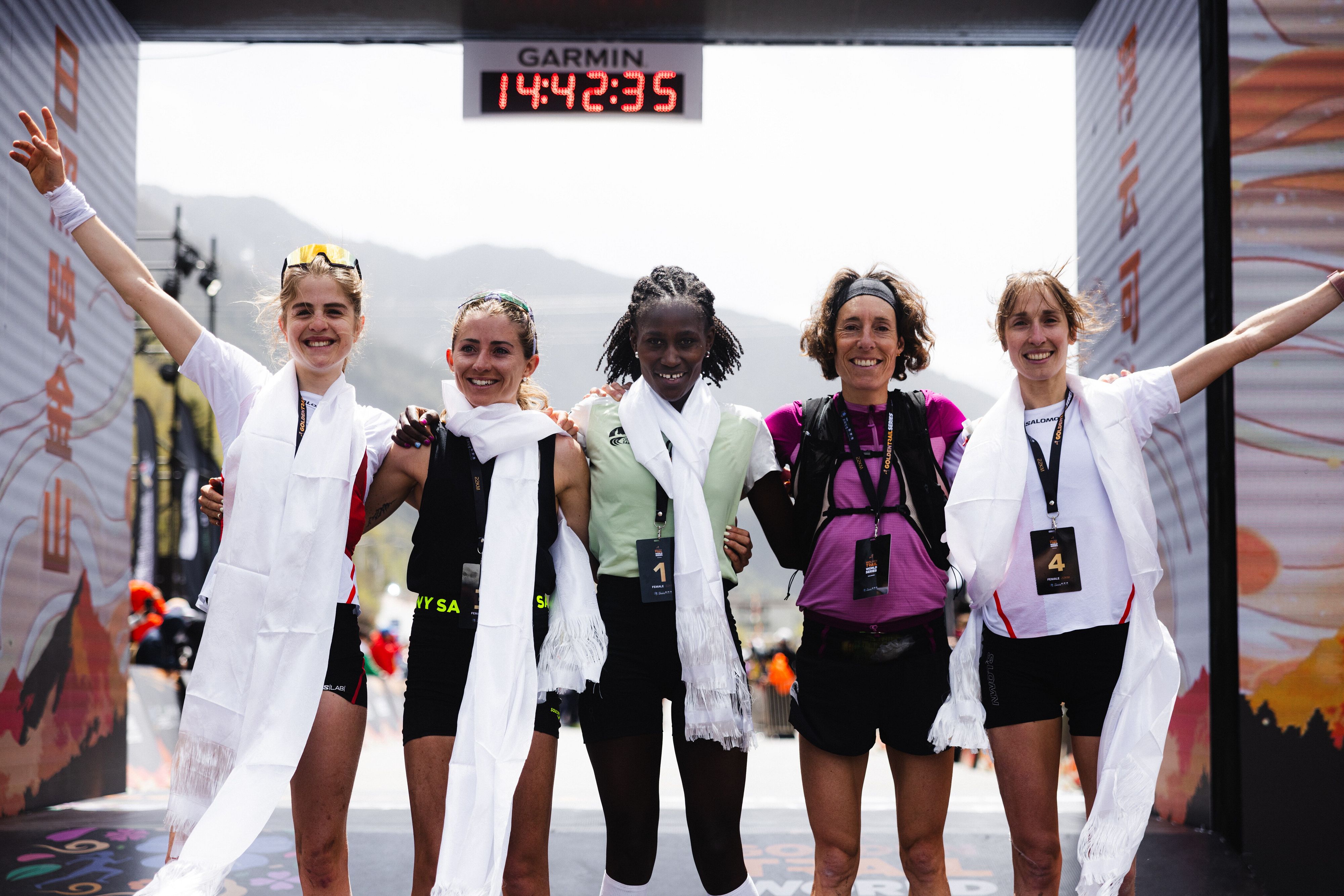 © @GoldenTrailSeries/@FourSistersMountainTrail@ColinOlivero