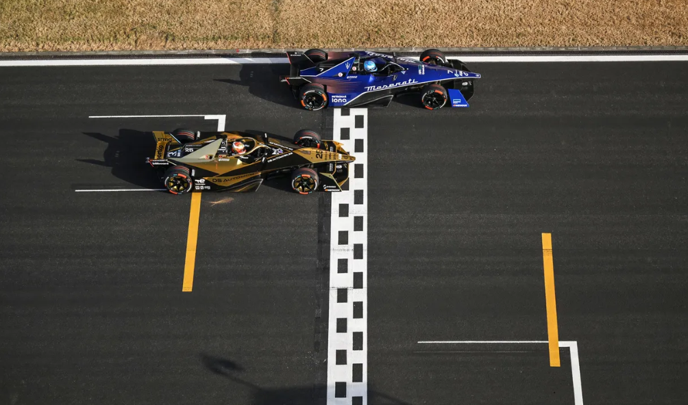 © FormulaE