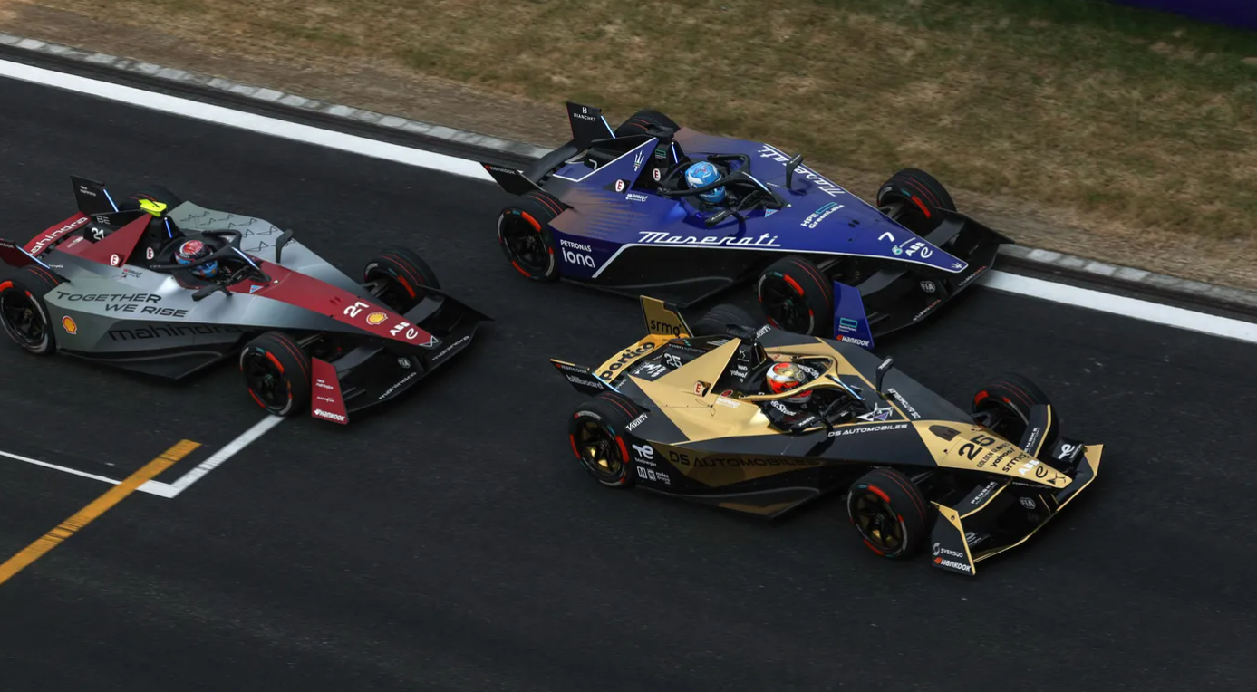 © FormulaE