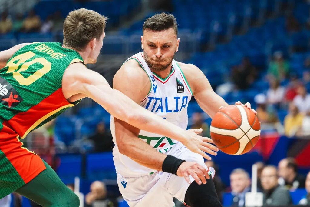 © FIBA