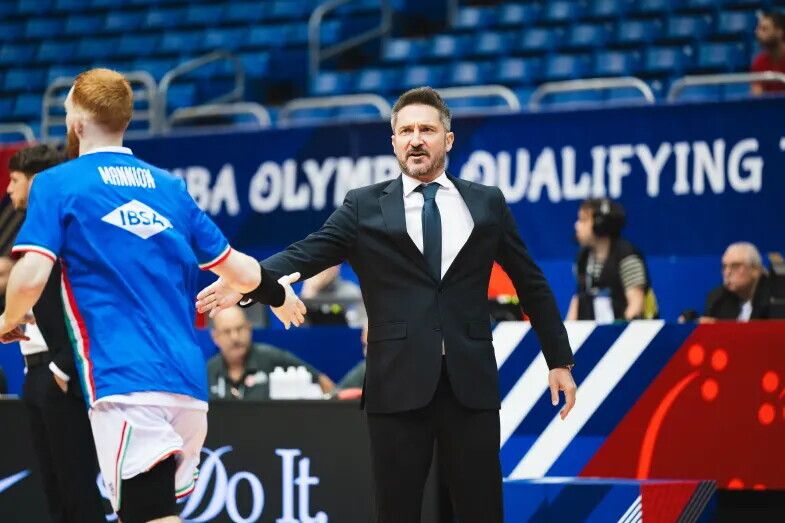 © FIBA