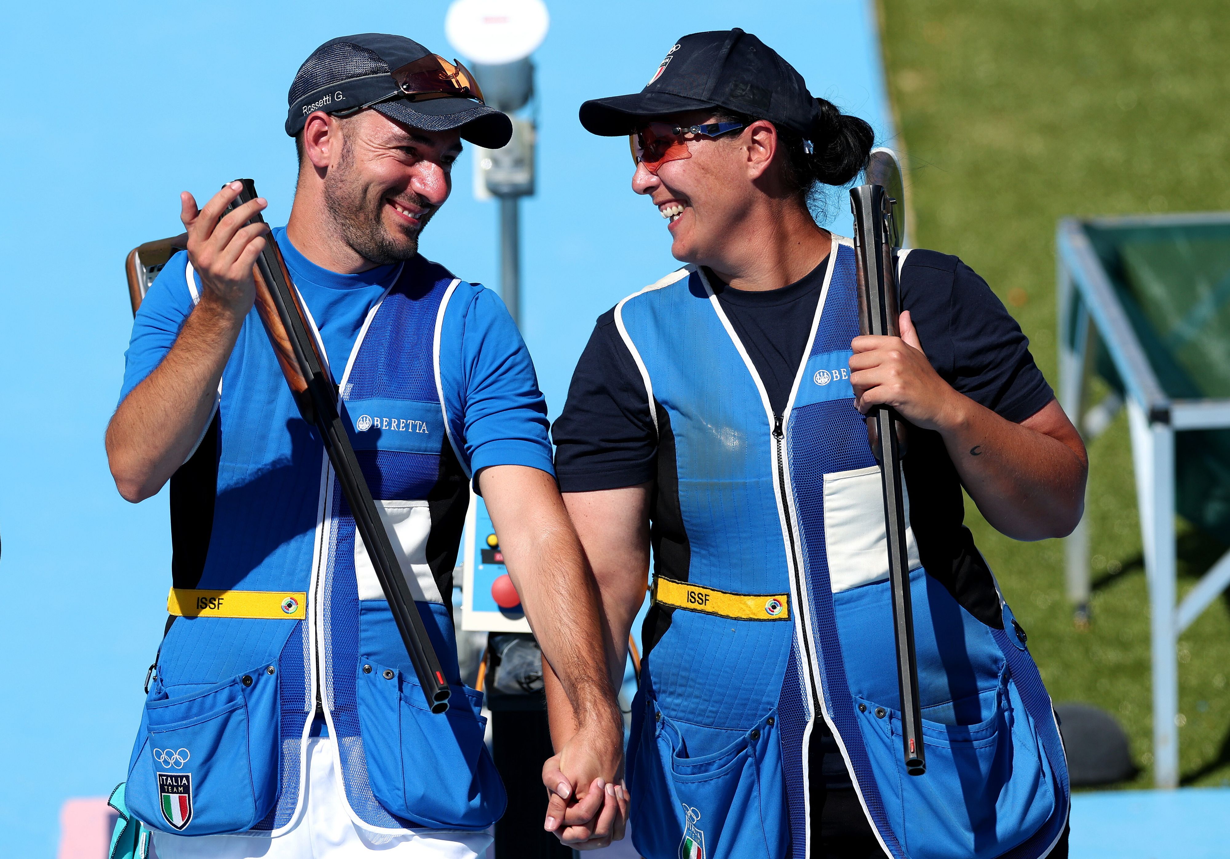 © Getty Images  | Gli azzurri Diana Bacosi e Gabriele Rossetti vincono la medaglia d'oro nello skeet misto, argento per la coppia americana Austen Smith e Vincent Hancock