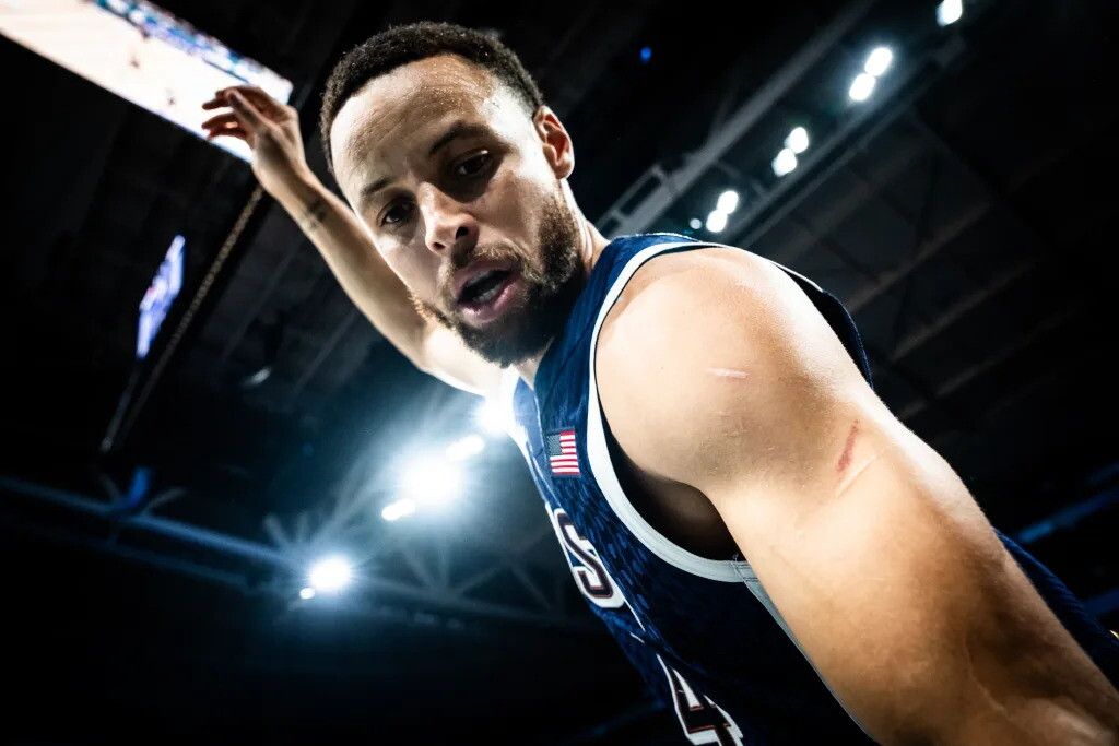 © FIBA