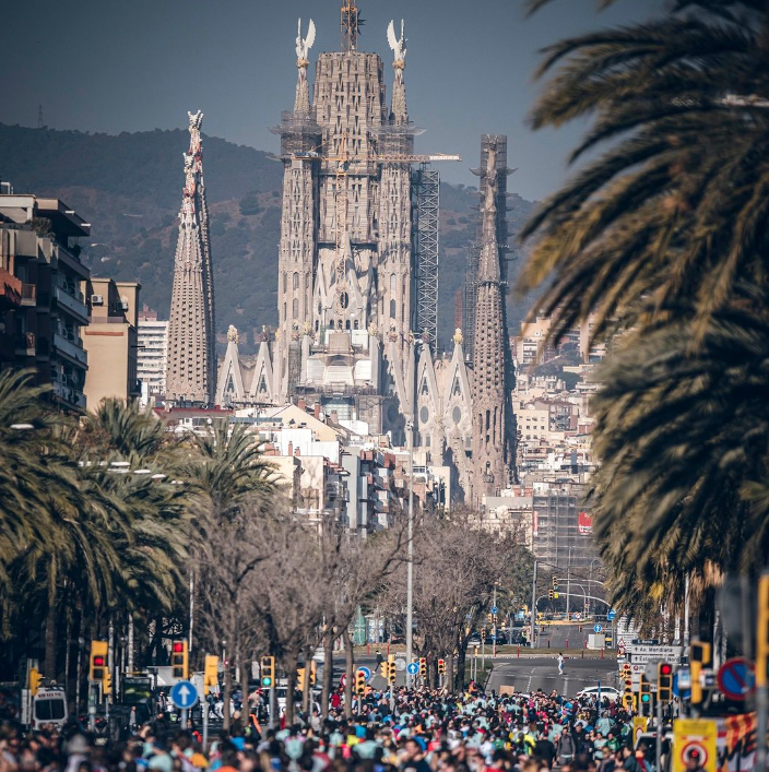 © eDreams Mitja Marató Barcelona by Brooks