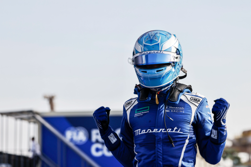 © FormulaE