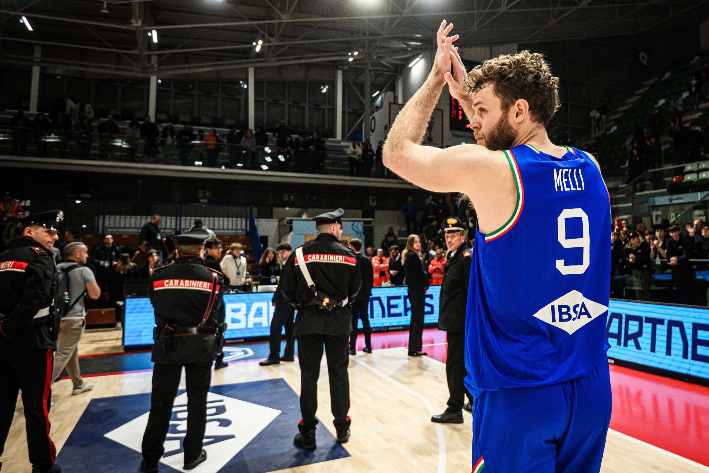 © FIBA