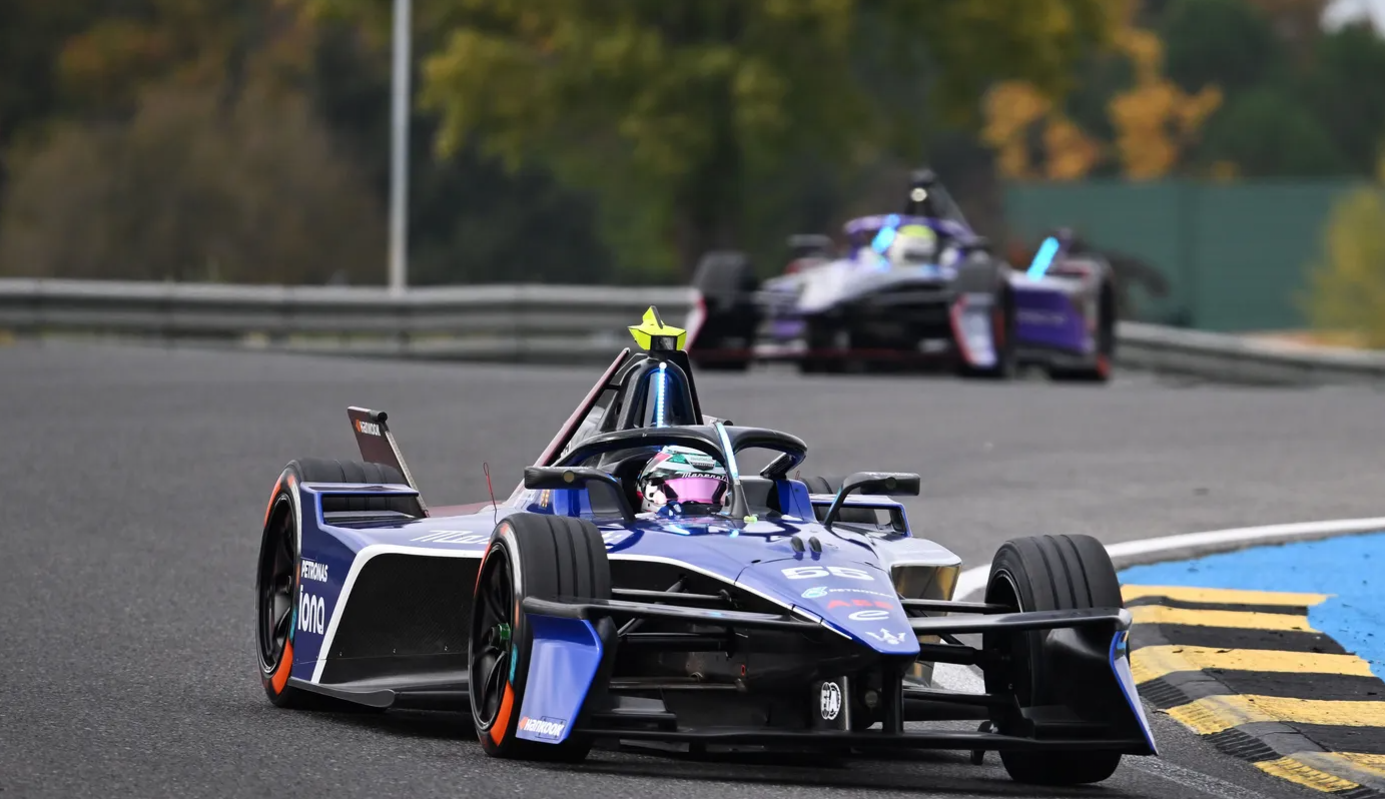 © FormulaE