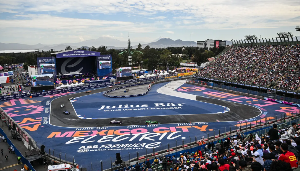 © FormulaE