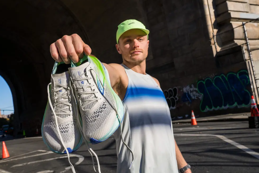 © Brooks Running Press Office