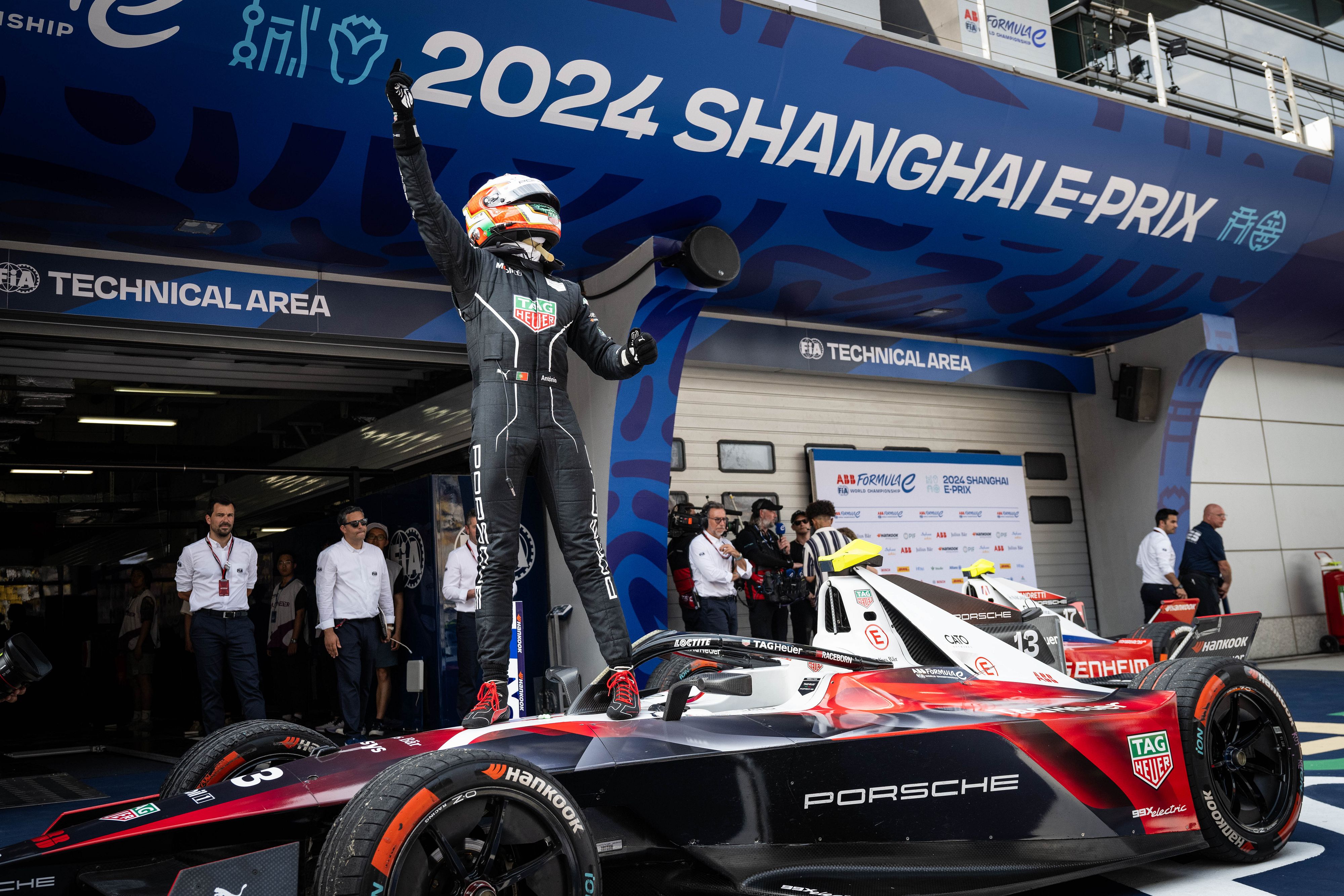 © FormulaE