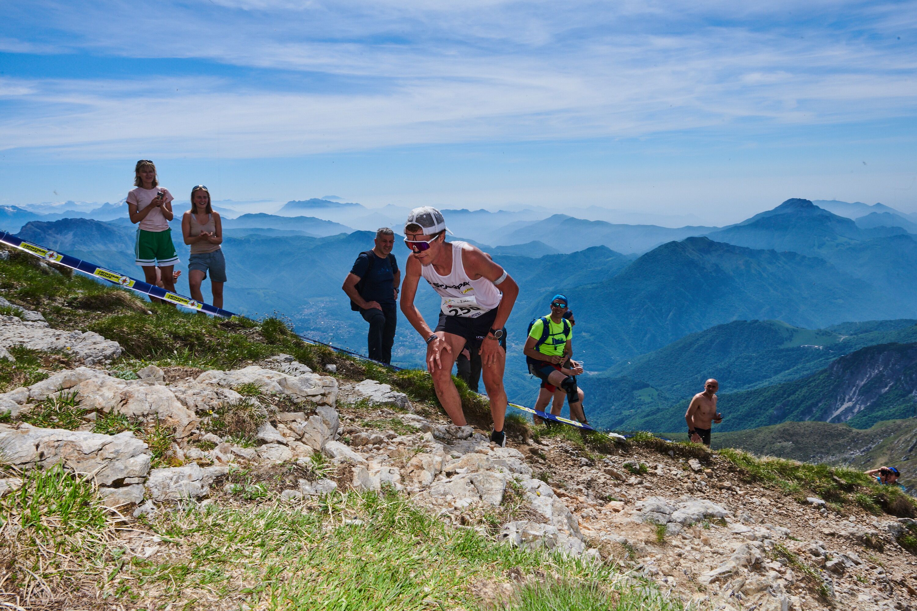 © Pasturo-Rifugio Brioschi VK2 Ufficio Stampa