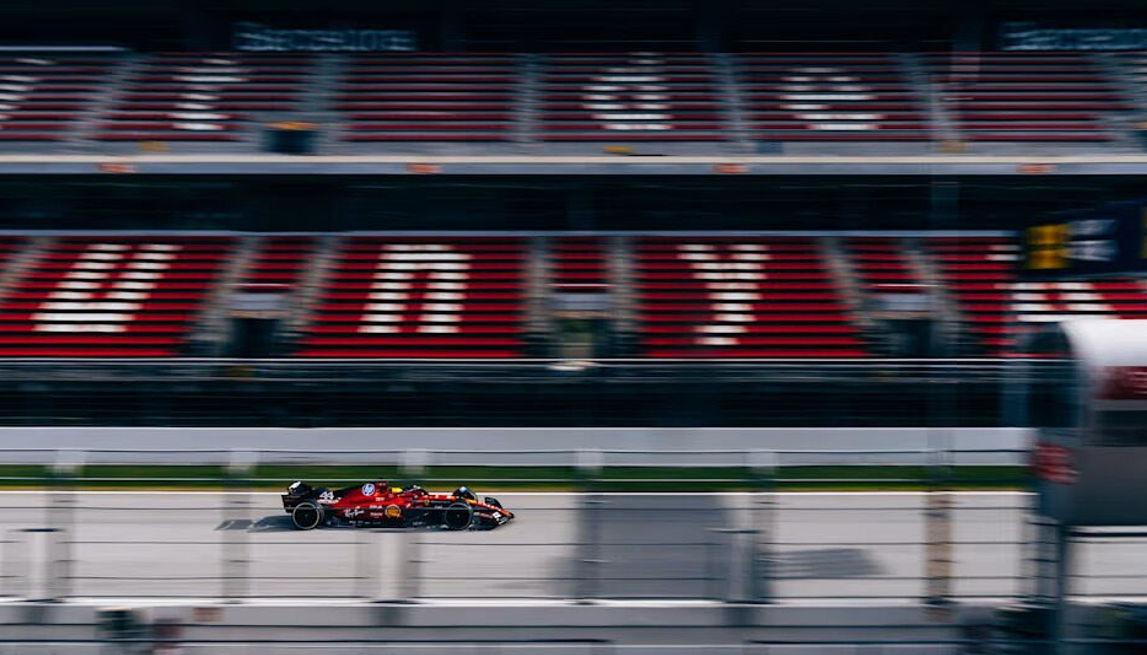 © f1.com