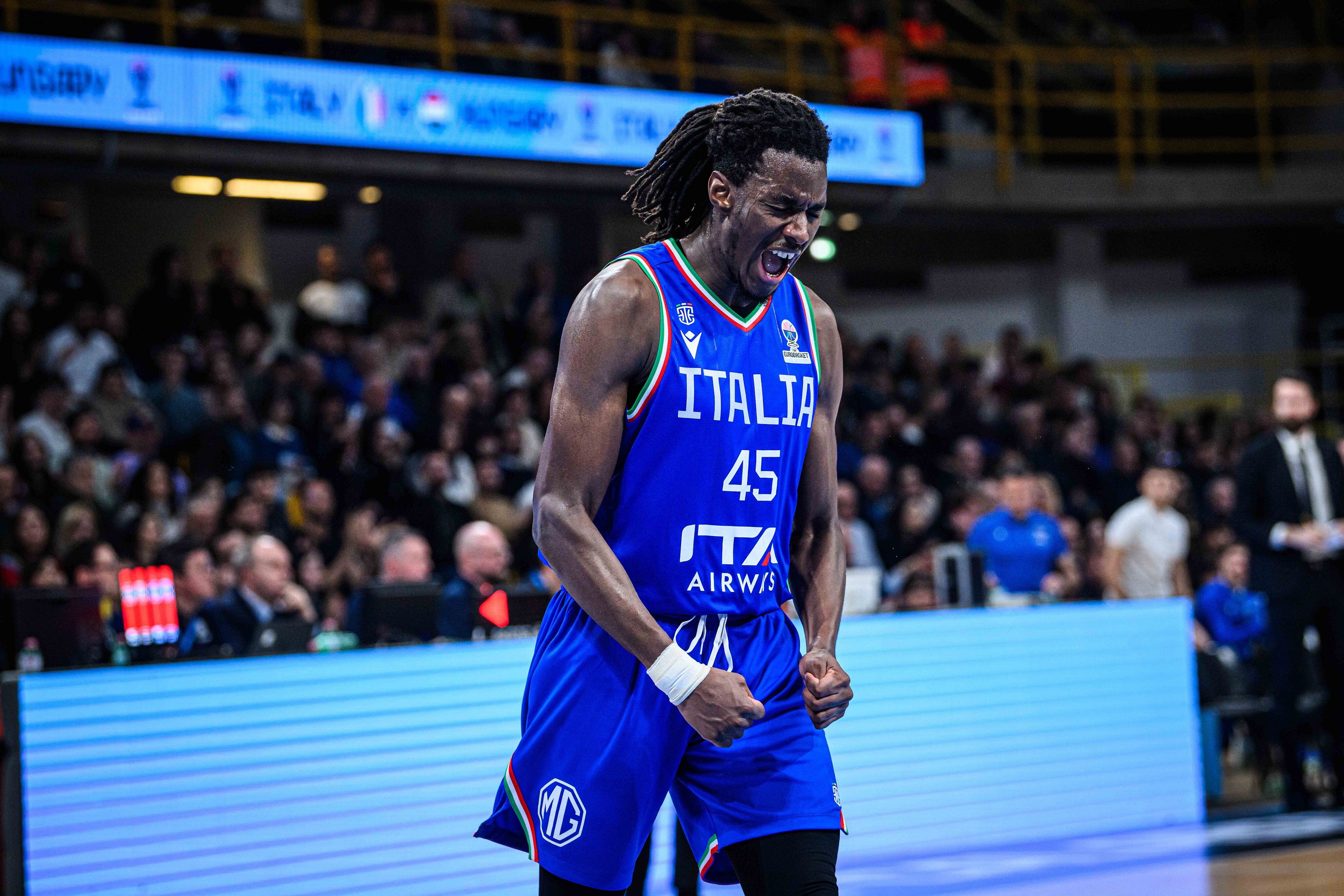© FIBA