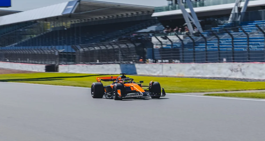 © Mastercard McLaren F1 Team