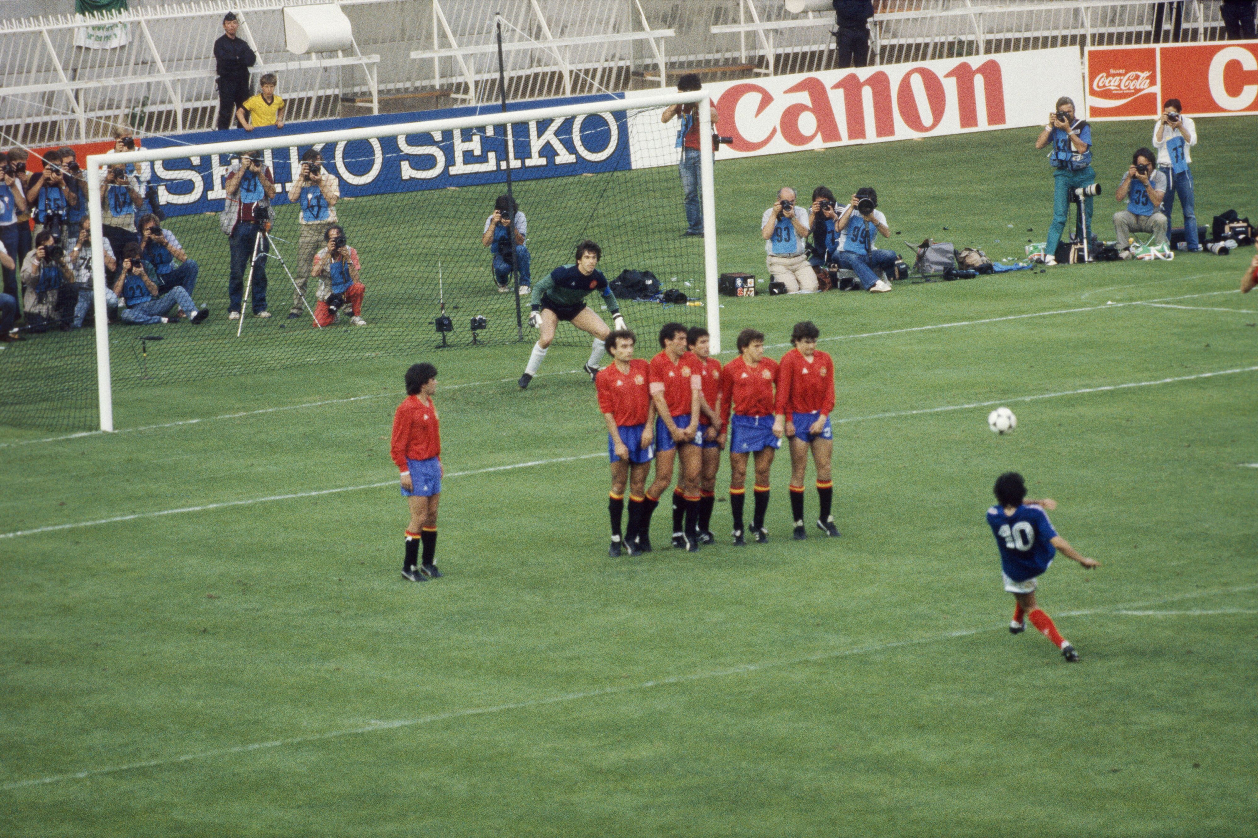 © Getty Images | Euro 1984, Platini calcia e Arconada sbaglia