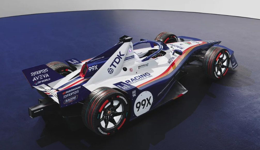 © FormulaE