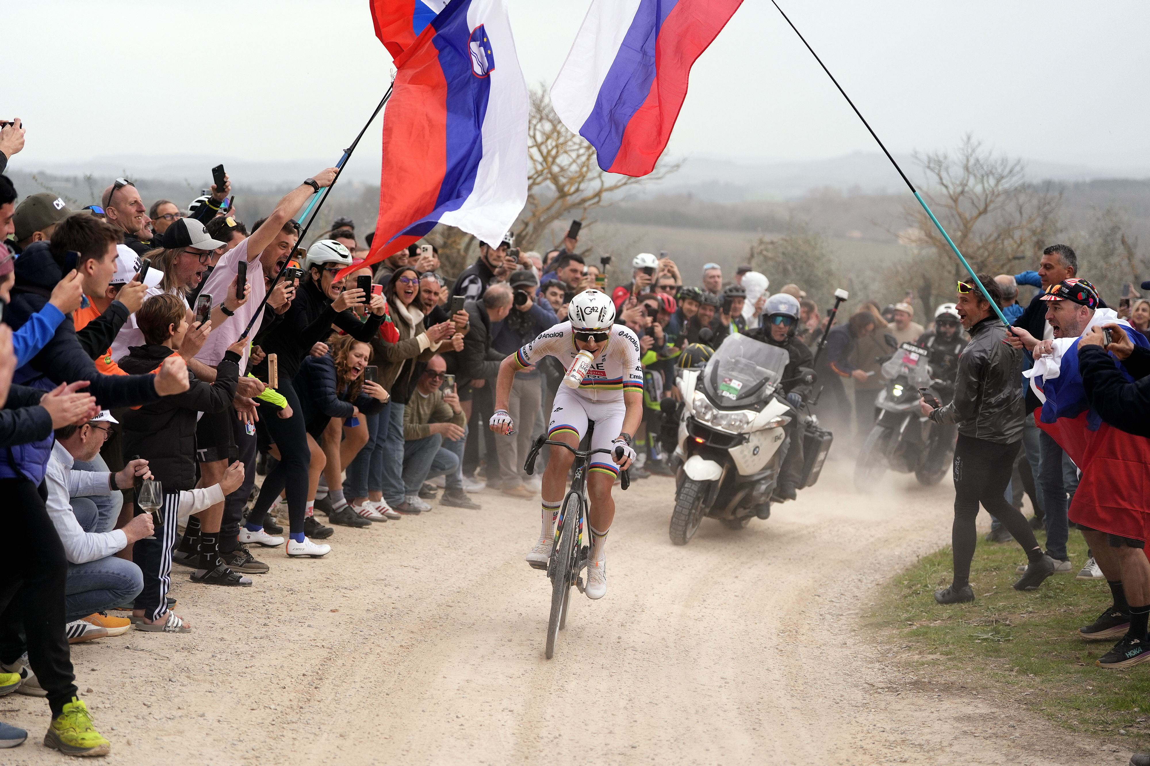 © IPA | Pogacar alla Strade Bianche 2026