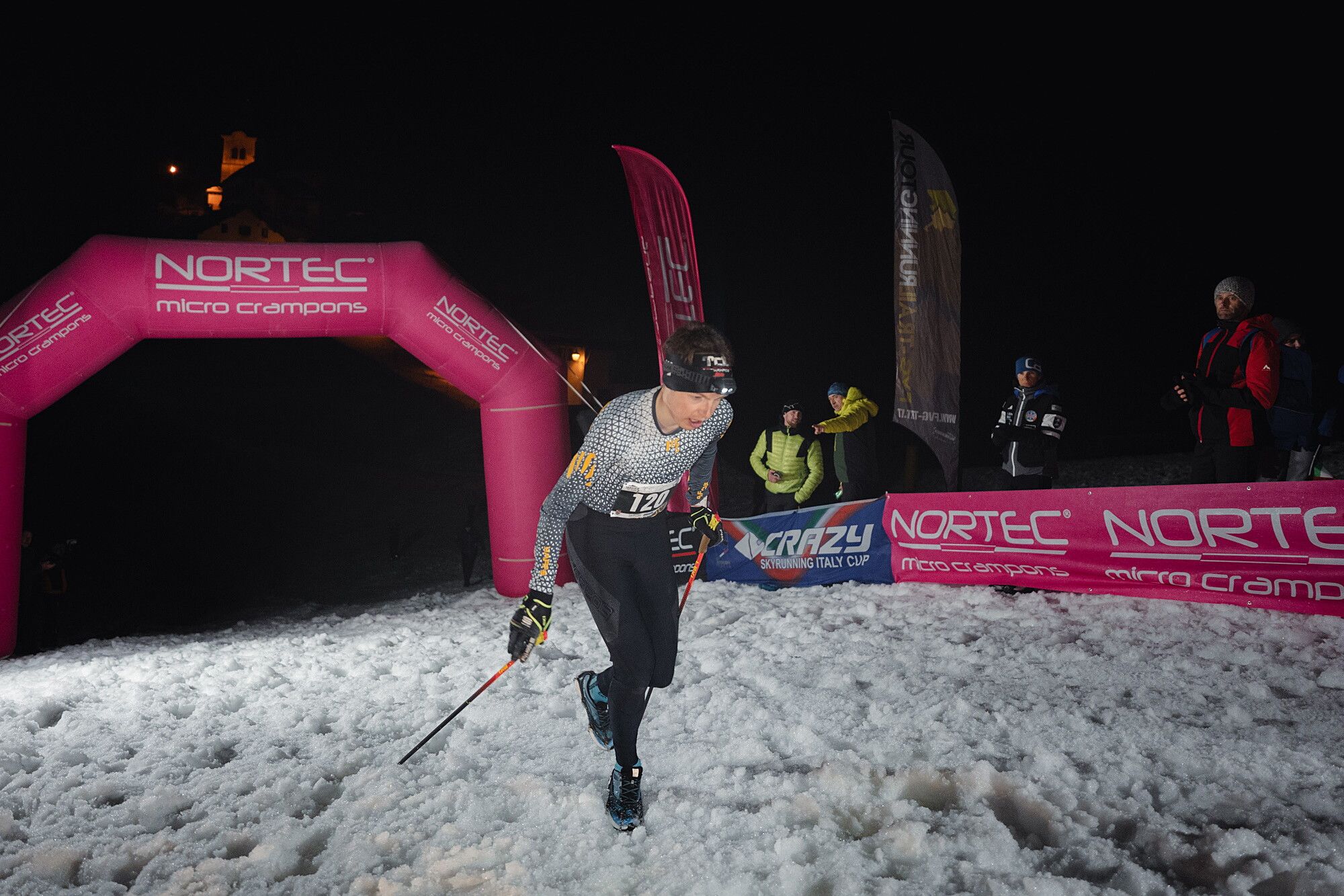 © Giacomo Meneghello