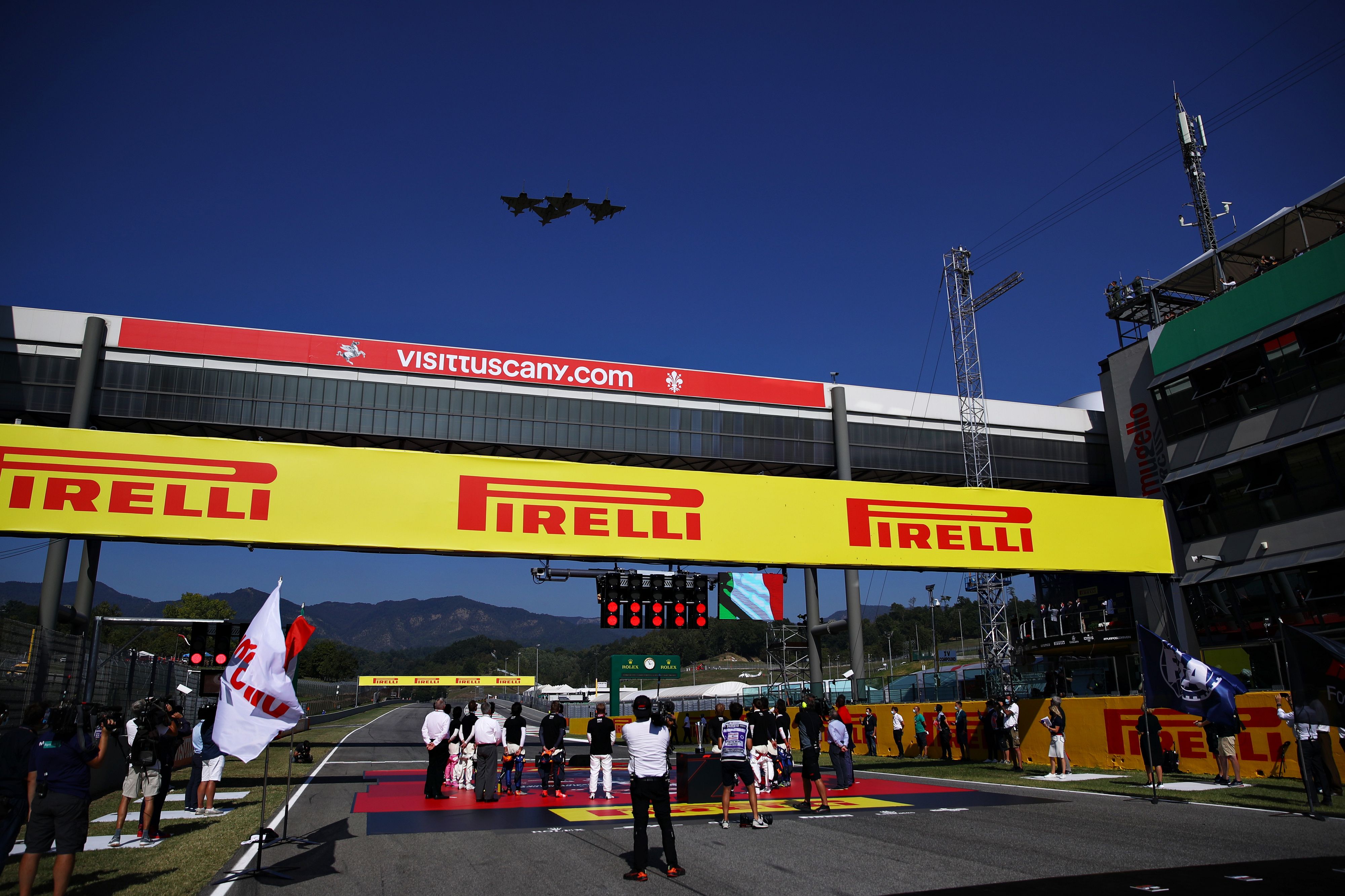 F1 t shirt contro la polizia Usa al Mugello Hamilton nei guai Sportmediaset