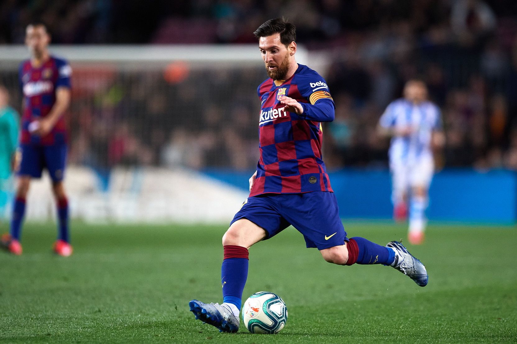   | 1) Lionel Messi (Barcellona): 131 milioni di euro lordi