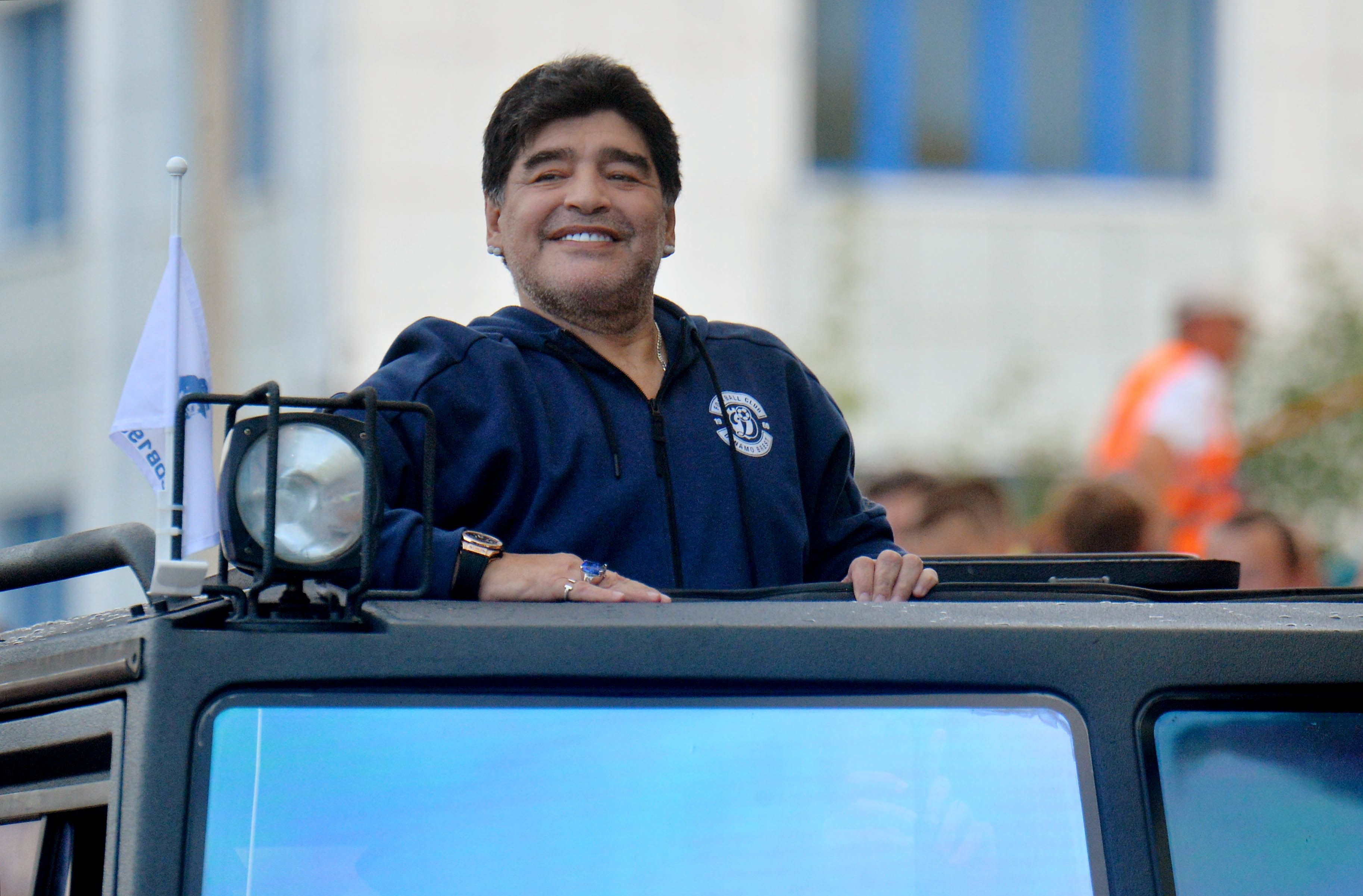   | Un giovanissimo Diego Armando Maradona all'inizio della sua carriera calcistica tra le file dell'Argentinos Juniors 
