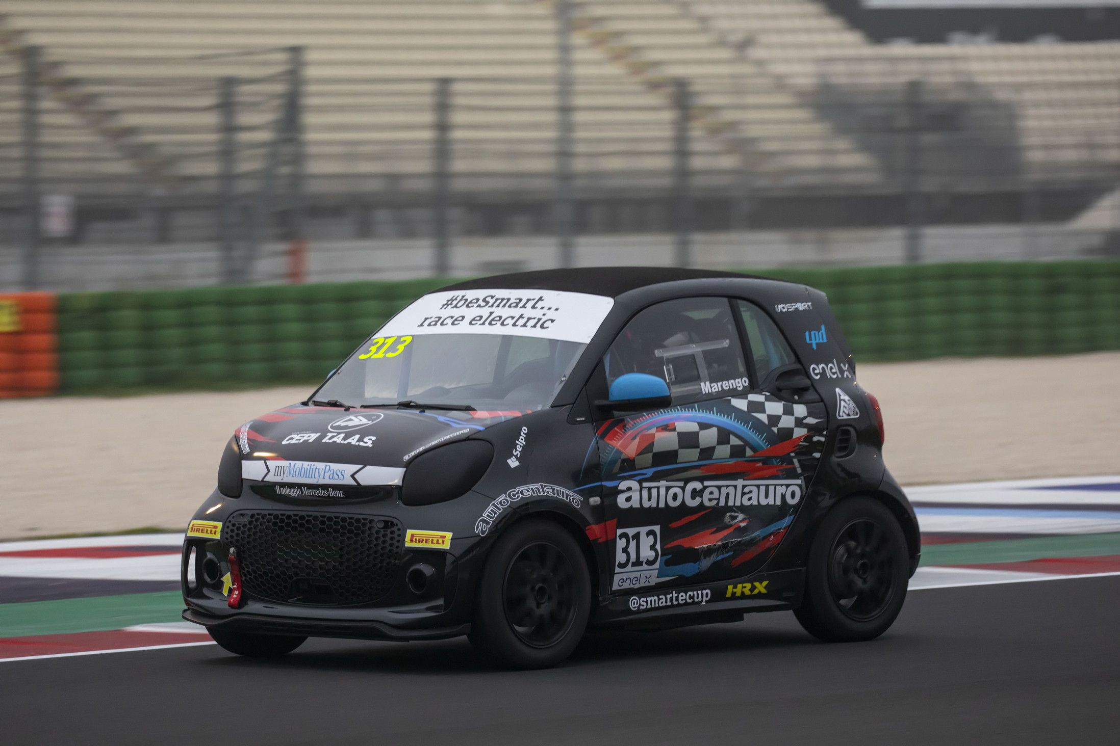 © smart EQ fortwo e-cup 